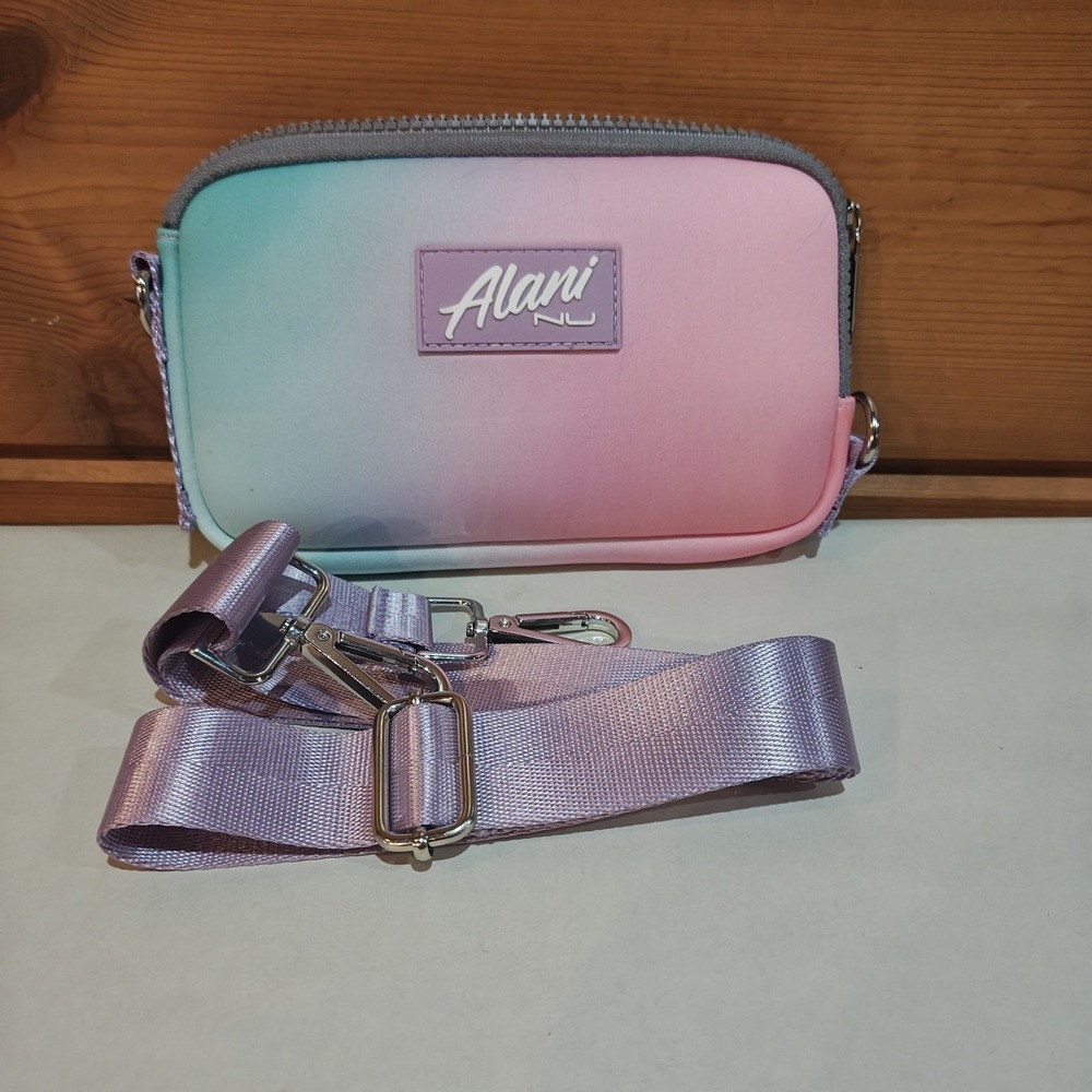 Alani Nu Travel Bag Crossbody Tie Dye Limited Neoprene Zip Purse Multiwear ZA4